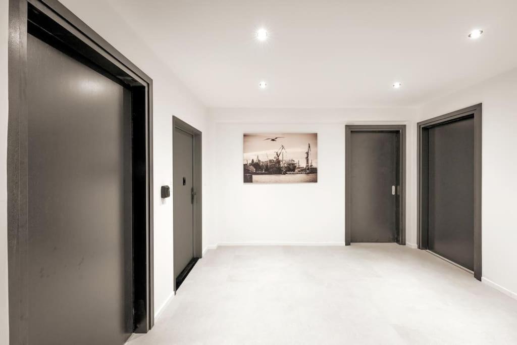 Hh 03 By Rockchair - Superhost Status - Modernes Apartment Mit Sonnigem Balkon & Premium Boxspringbetten In Winterhude - Hamburg Top Geheimtipp Ngoại thất bức ảnh