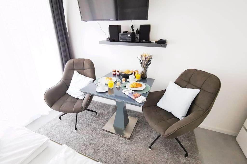 Hh 03 By Rockchair - Superhost Status - Modernes Apartment Mit Sonnigem Balkon & Premium Boxspringbetten In Winterhude - Hamburg Top Geheimtipp Ngoại thất bức ảnh