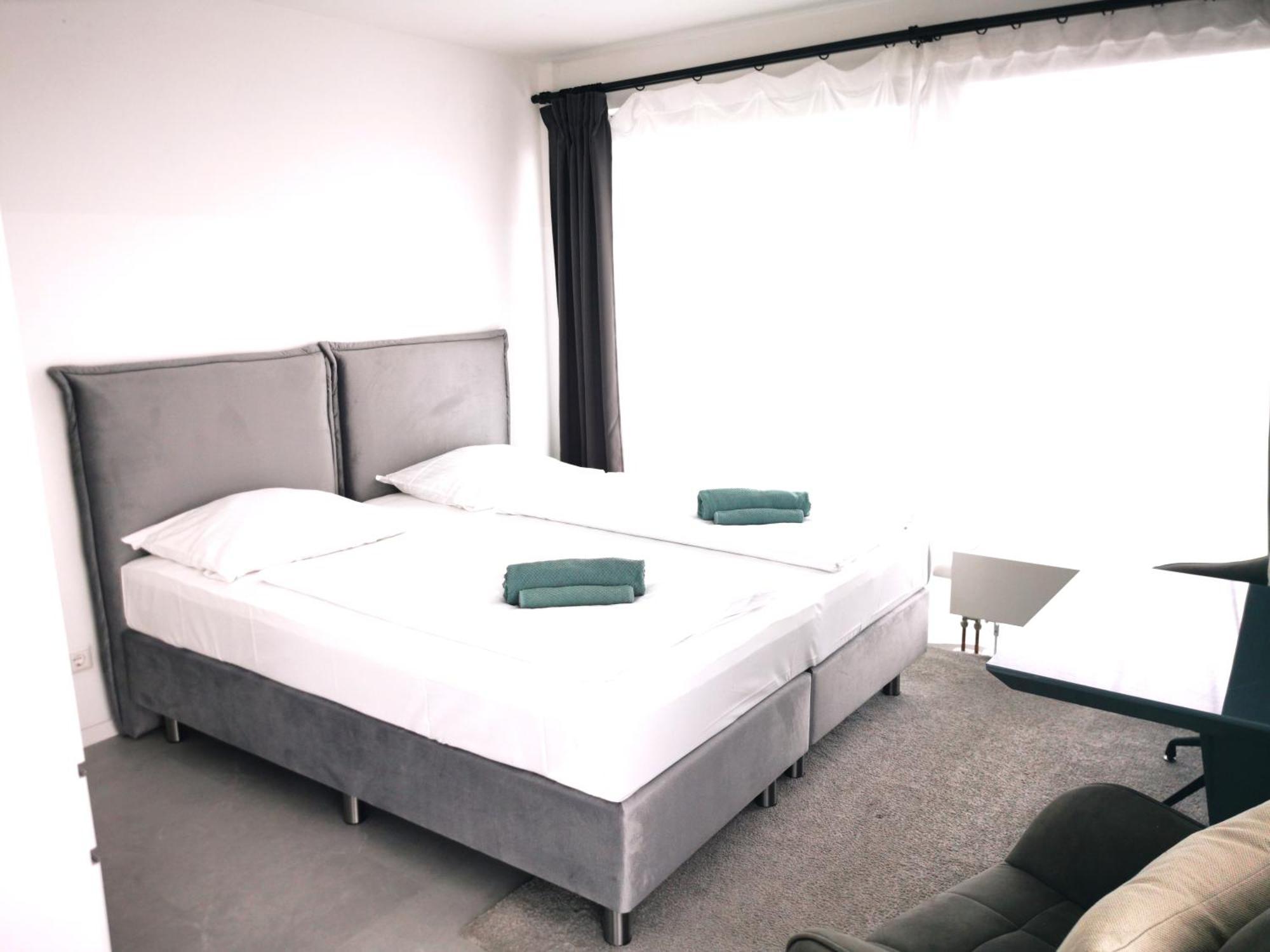 Hh 03 By Rockchair - Superhost Status - Modernes Apartment Mit Sonnigem Balkon & Premium Boxspringbetten In Winterhude - Hamburg Top Geheimtipp Ngoại thất bức ảnh
